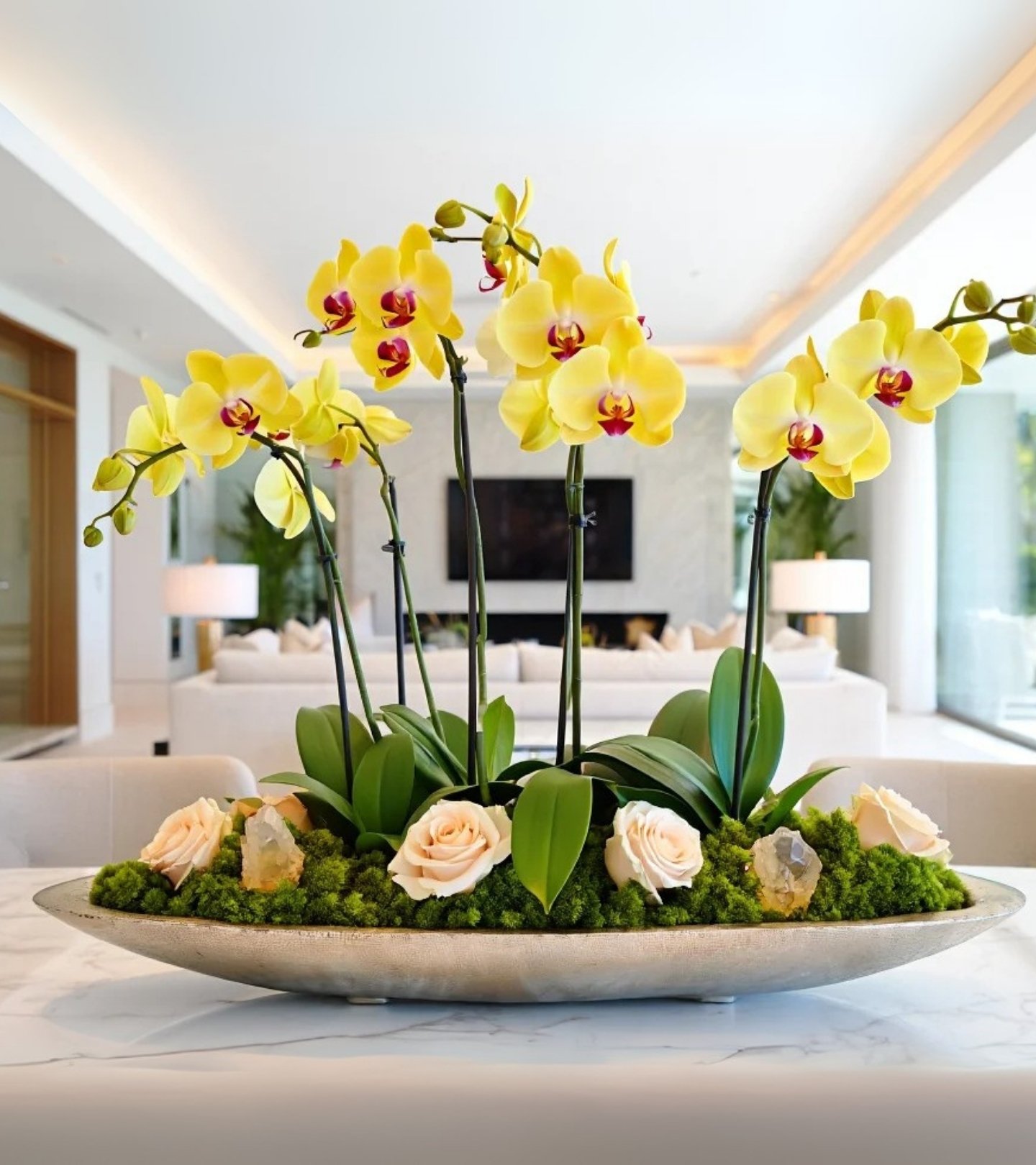 Lumen Linea Orchid – Long Vase - hover